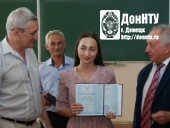 Выпускница ФИММ Ангелина Лапко с красным дипломом